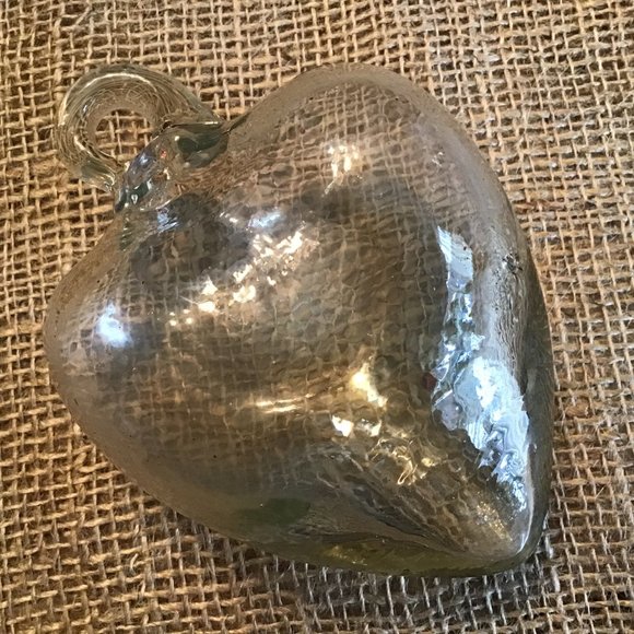 Hand Blown Glass Art Glass Heart - Picture 3 of 4